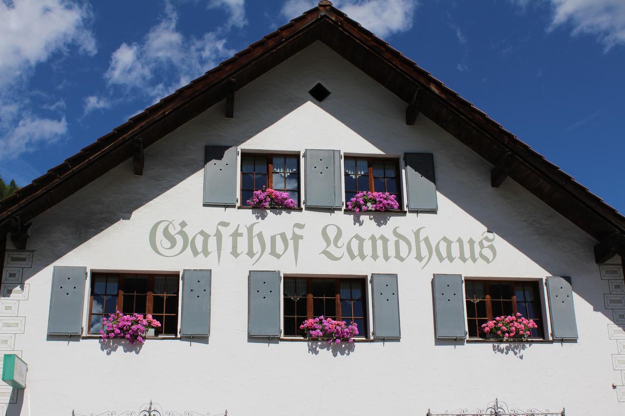 Landhuus Frauenkirch Hotel ภายนอก รูปภาพ